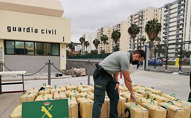 Imagen del alijo interceptado