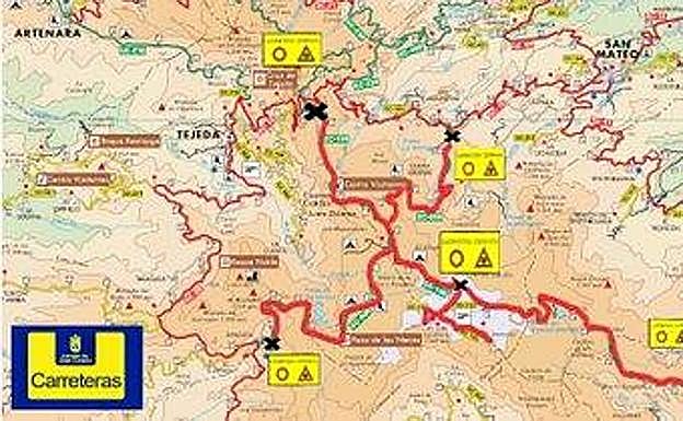 Varios cortes de carreteras para evitar el colapso en la cumbre