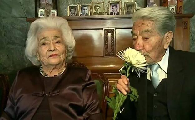 Julio Cesar Mora Tapia y Waldramina Maclovia Quinteros Reyes. 79 años de matrimonio. 