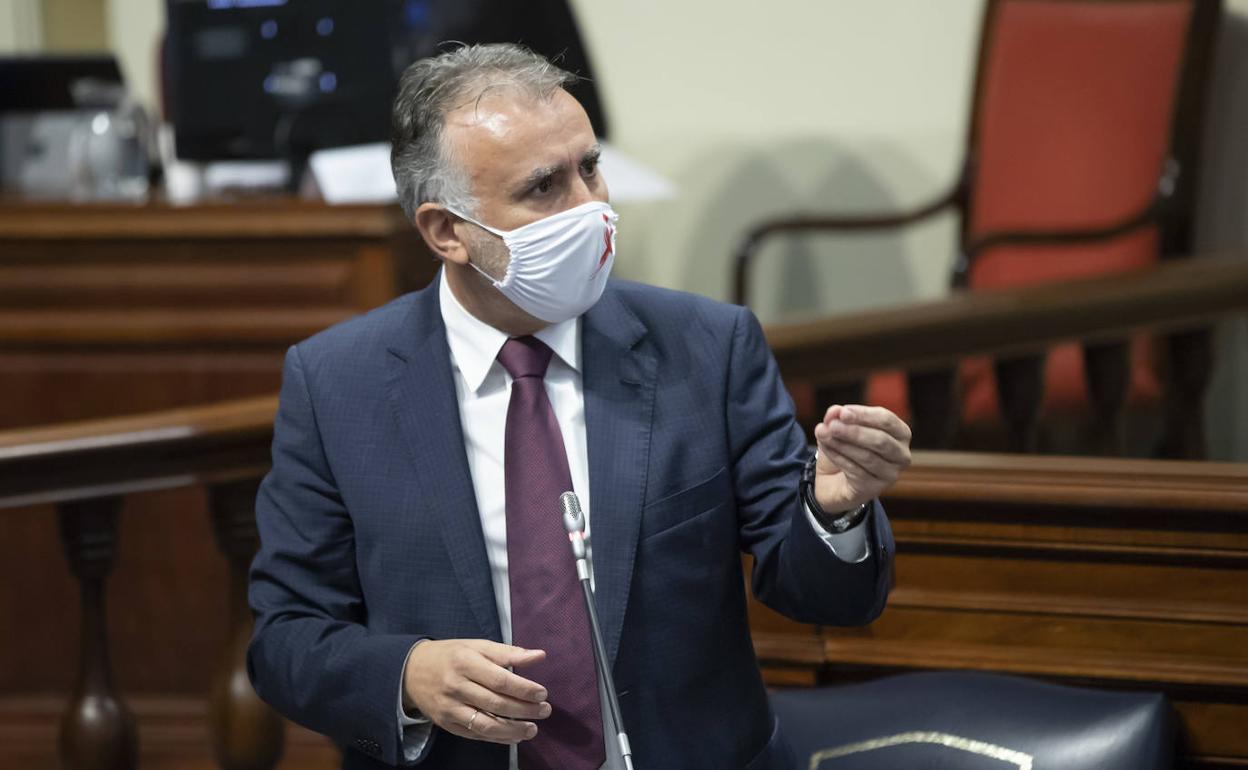 Ángel Víctor Torres. 