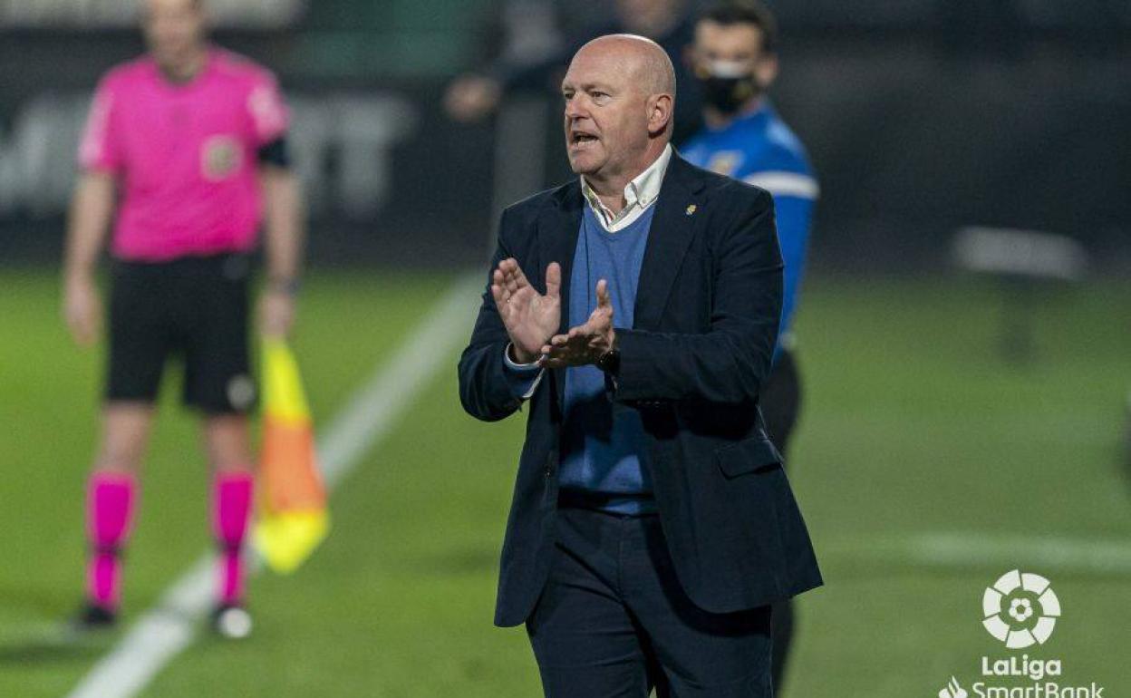 Pepe Mel, hoy, durante el partido en Castellón. 
