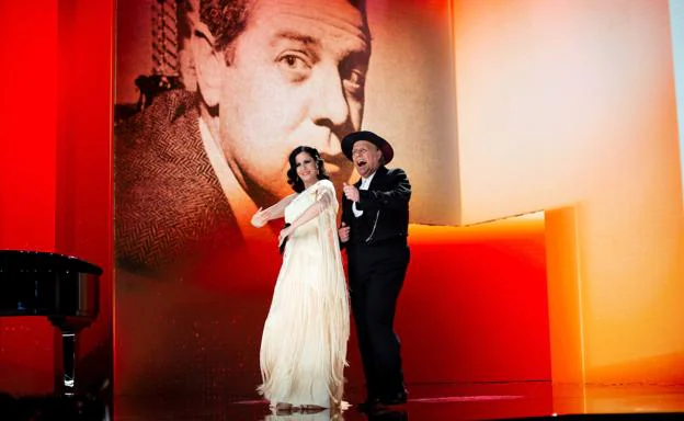 Diana Navarro y Carlos Latre.