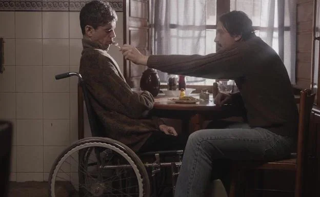 Javier Botet y David Pareja en 'Amigo'.