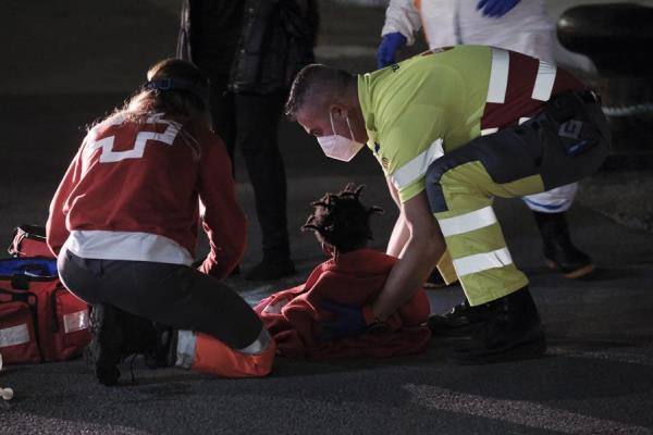 Imagen de los sanitarios que ayudaron a la niña en parada cardiorespiratoria. 