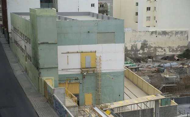Vista del edificio de la subestación eléctrica que Endesa tiene en La Cícer. 