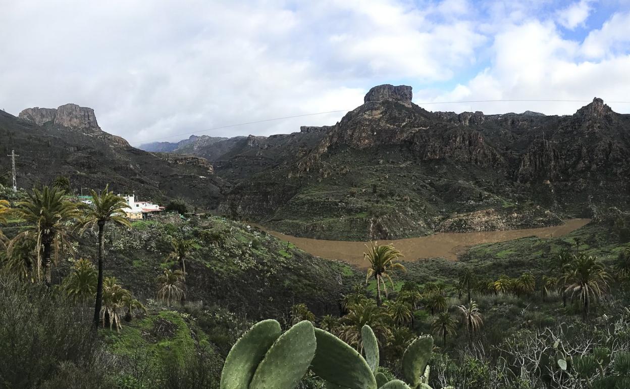 Imagen de la presa de Soria y su entorno. 