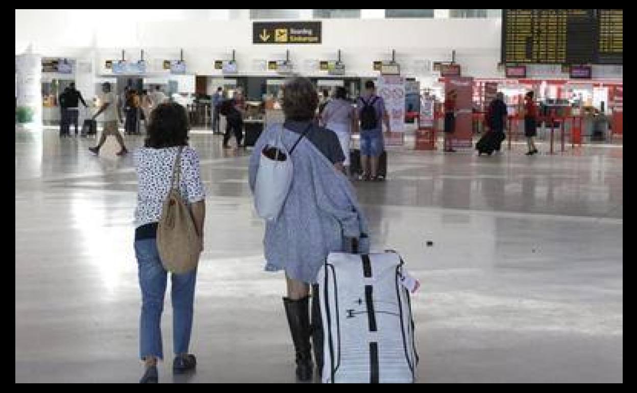 Consulte aquí los laboratorios donde hacerse la prueba covid para viajar