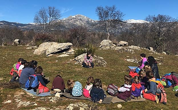 Una clase en el Centro Bosquescuela de Cerceda (Madrid).