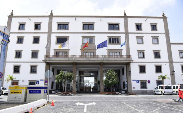Lío en el Puerto: la Cámara de Gran Canaria se sentará 41 meses en el consejo y Lanzarote, siete