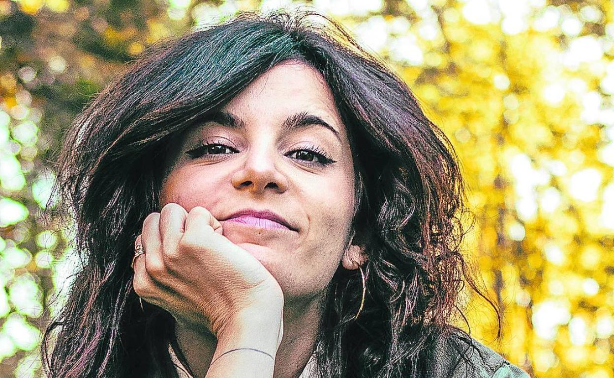 Ana Iris Simón es autora de 'Feria'. «Me fui de Madrid porque estaba harta de pagar 425 euros por una habitación».