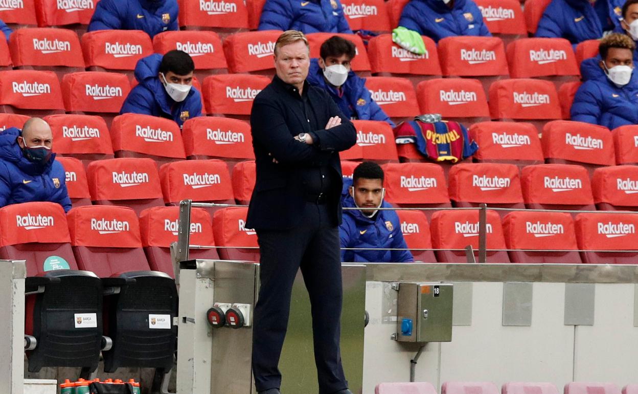 Koeman: «No entiendo la roja. No he dicho nada»