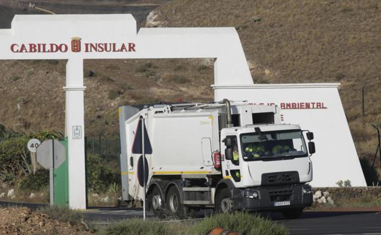Camión de basura en Zonzamas. 