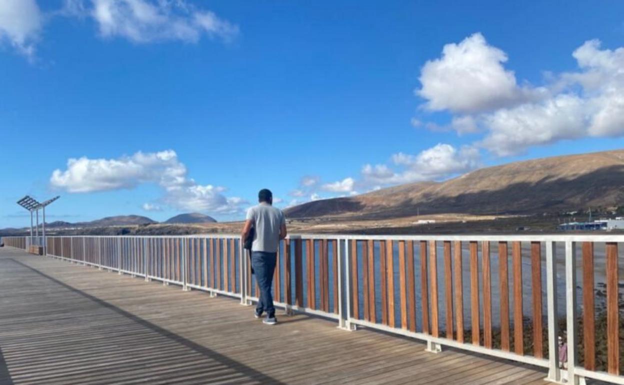 Pasarela ya en servicio. 