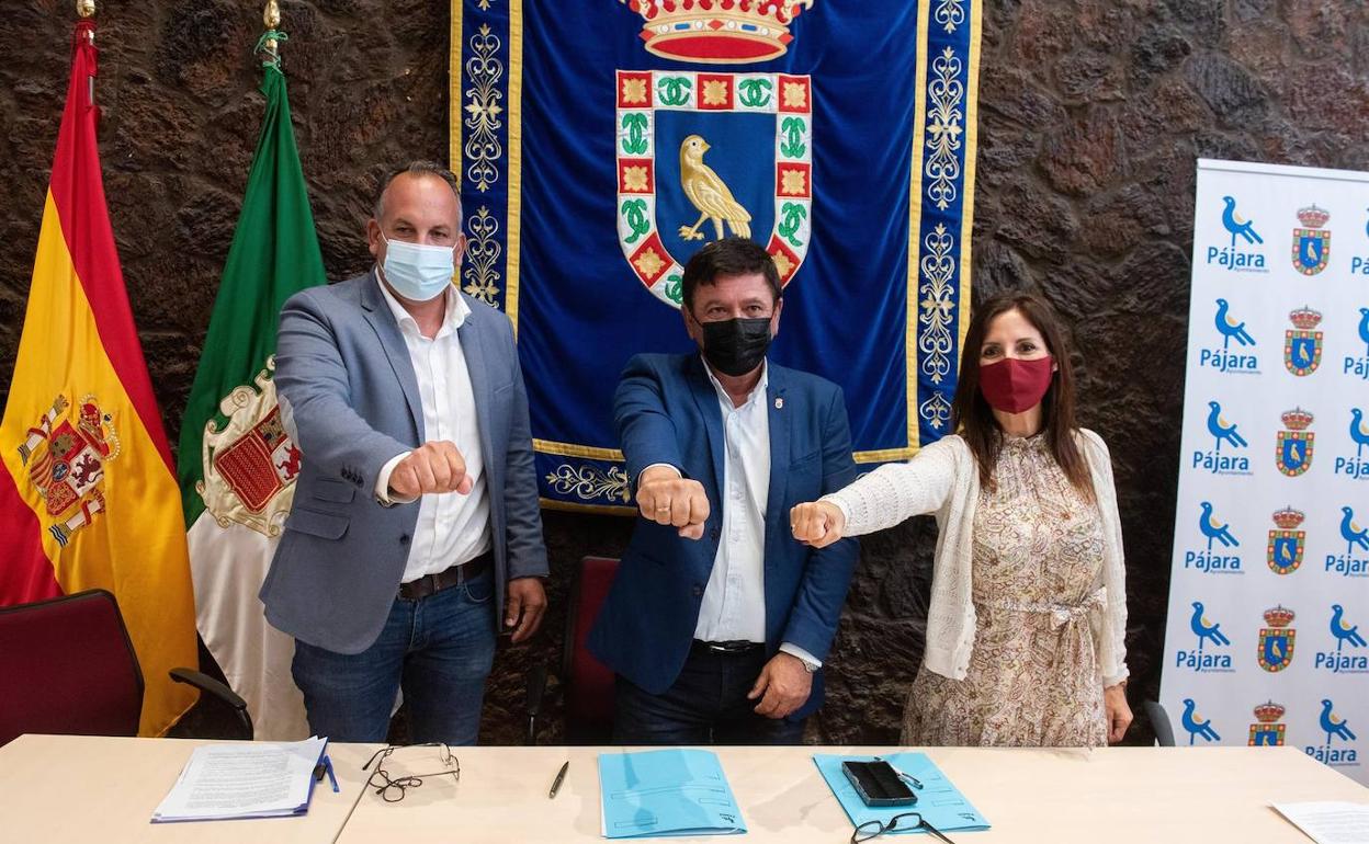 Armas prescinde del PSOE y forma un nuevo gobierno en Pájara con CC, PP y NC
