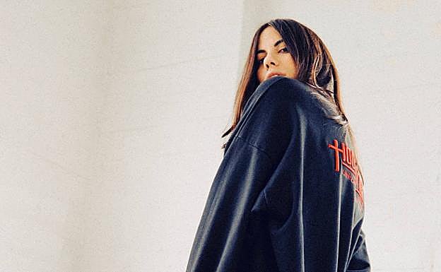 Imagen principal - Sofi de la Torre, portada de C7