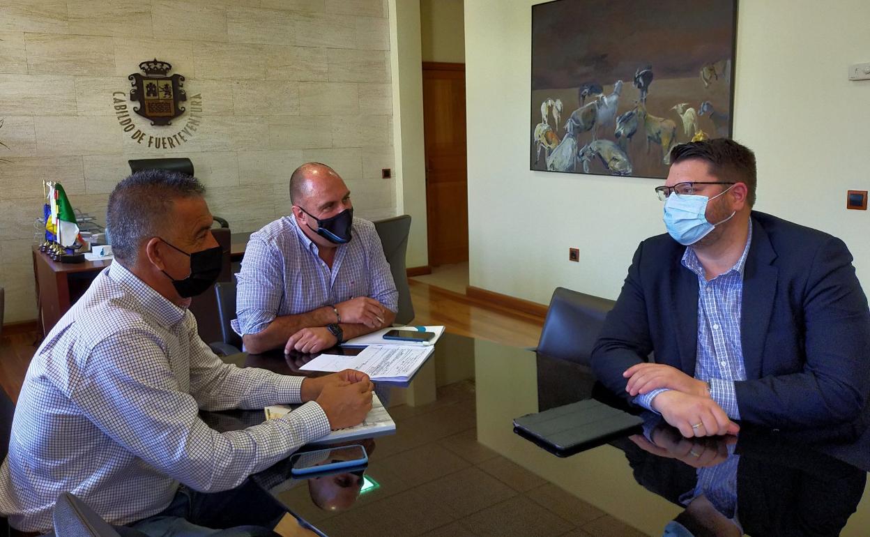 Claudio Gutiérrez, Sergio Lloret y Arcadio Peñate. 