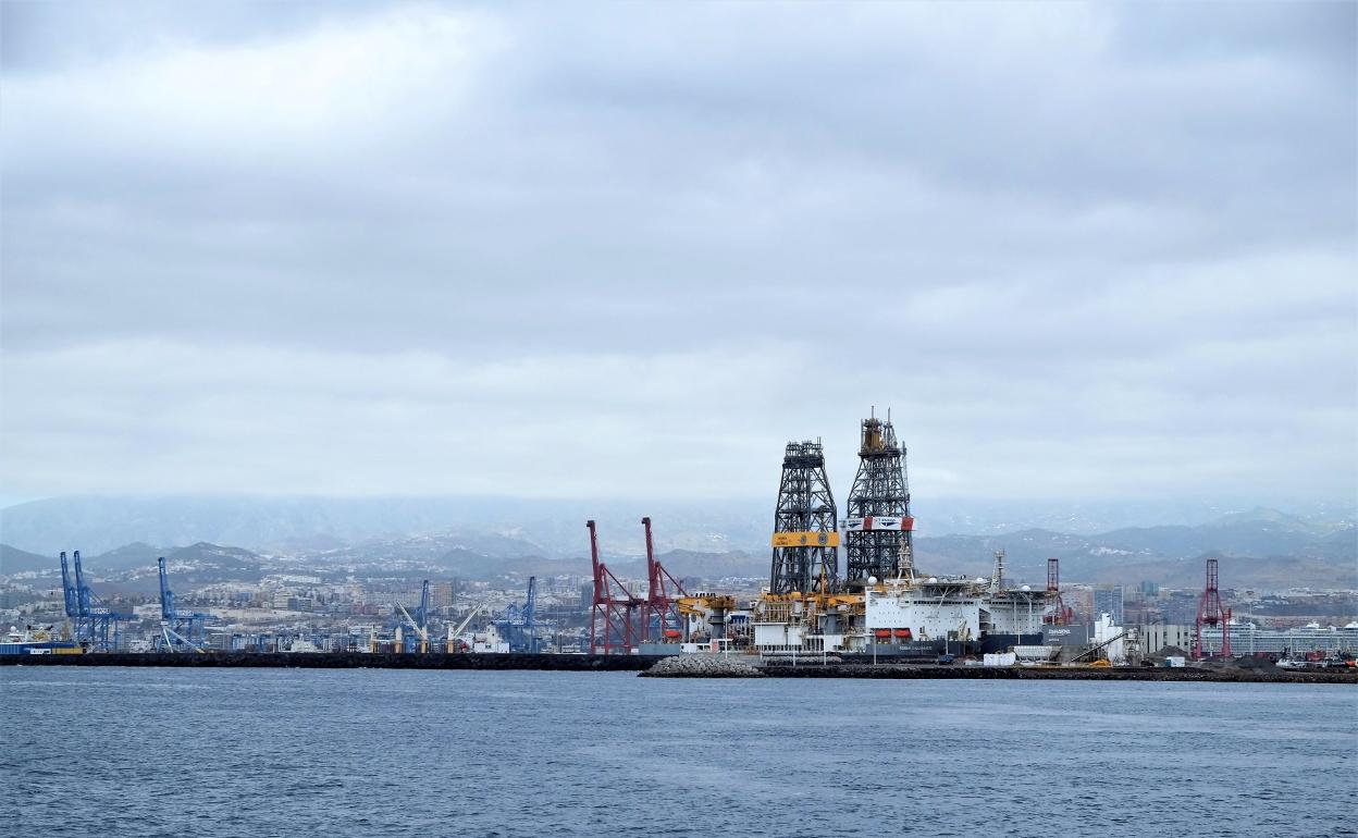 Pese a un entorno generalizado de desaceleración económica, el puerto de Las Palmas consigue mejorar su actividad. 