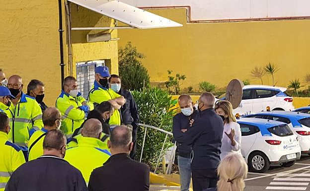 Paro de tres horas en Limpieza por el retraso en el pago de las nóminas