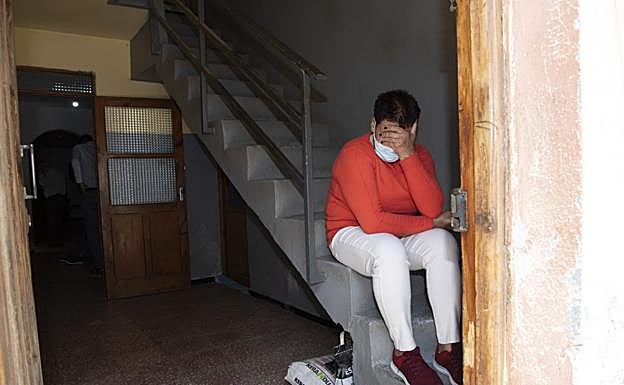 Abatida, cuando se quedó atrapada en la caja de escalera del edificio. 