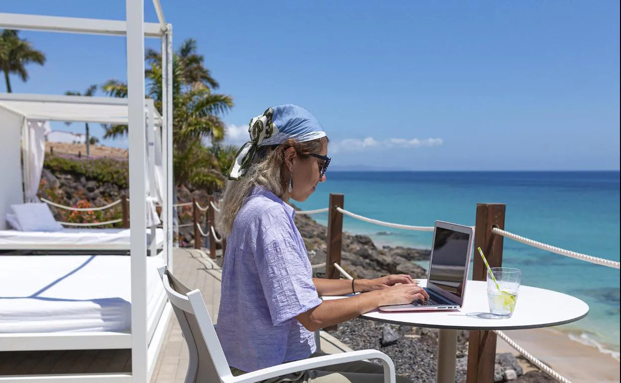 Los 'remote workers' residen y trabajan desde Canarias para empresas en cualquier parte del mundo. 