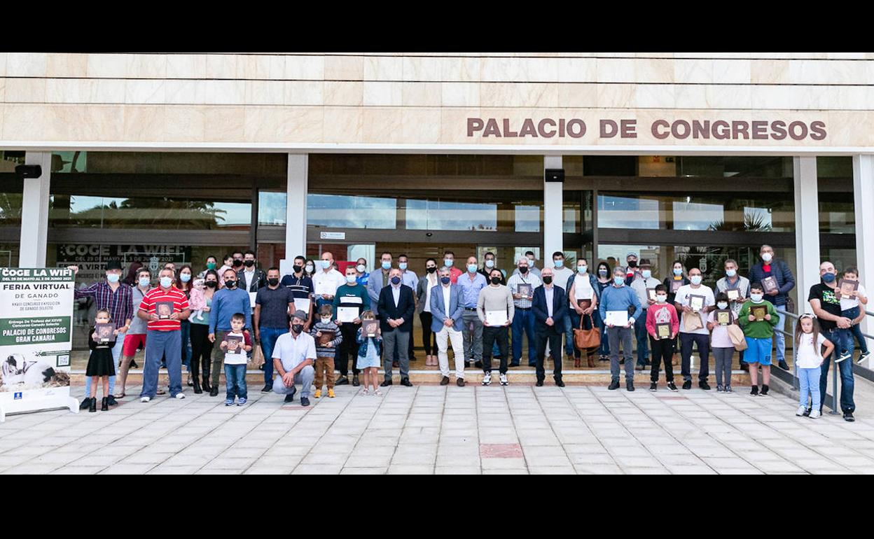 22 ganaderos y 2 ganaderas se reparten los trofeos del XXVIII Concurso de Ganado Selecto