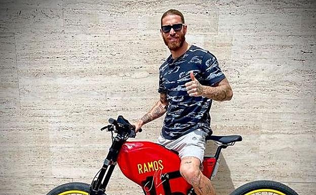 Sergio Ramos manda ánimos a España. 
