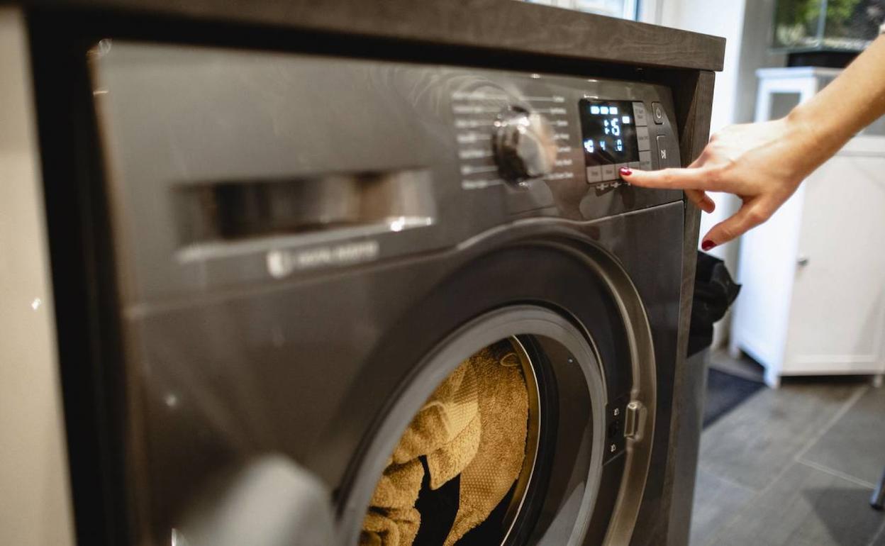 El 36% de los canarios rechaza la nueva factura de la luz