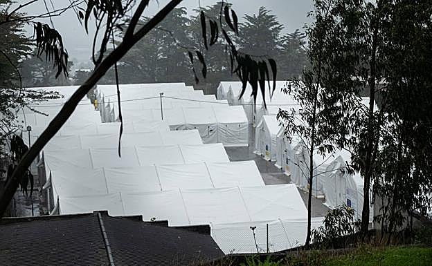 Los centros de acogida de Canarias albergan a unos 1.700 inmigrantes