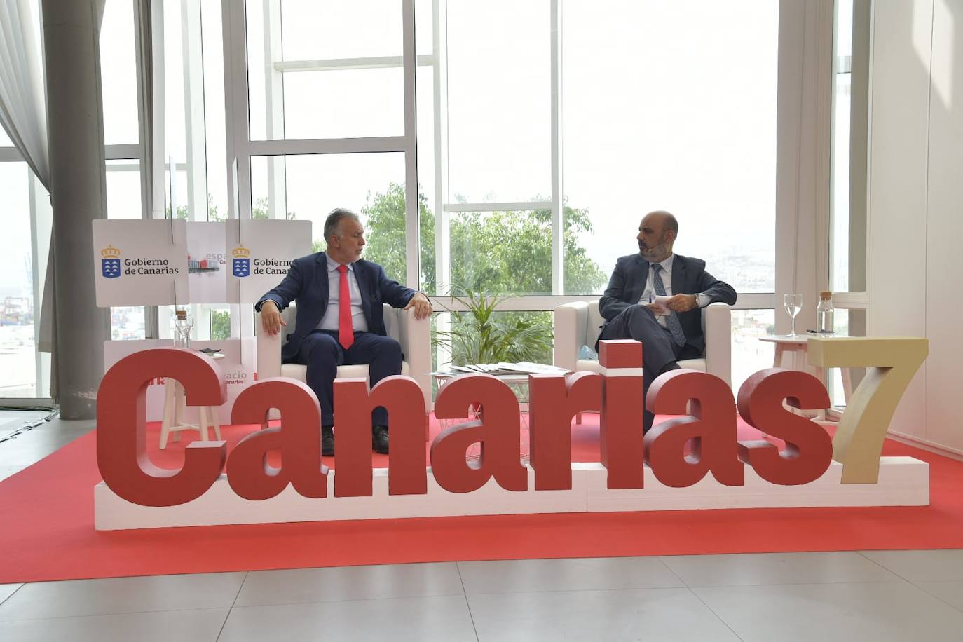 Fotos: Foro Canarias Reactiva en CANARIAS7