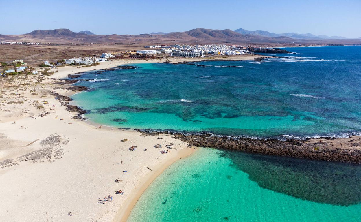 Panorámica de la playa de El Cotillo (Fuerteventura).