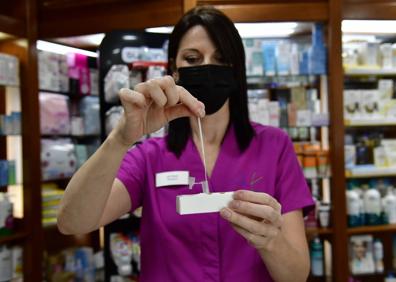 Imagen secundaria 1 - Vea aquí cómo utilizar el test de covid que se compran en las farmaciass