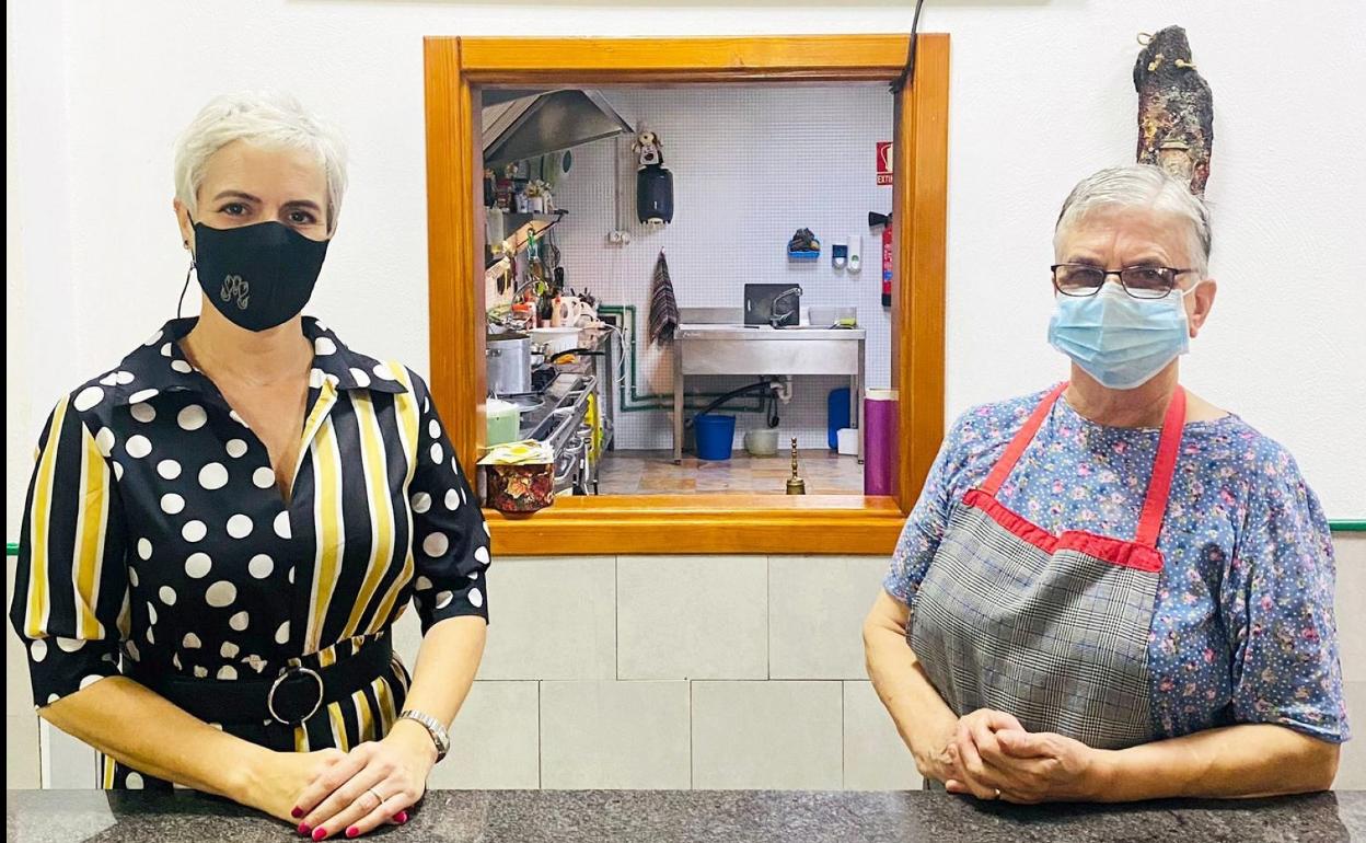 La Fundación DinoSol, con los comedores sociales