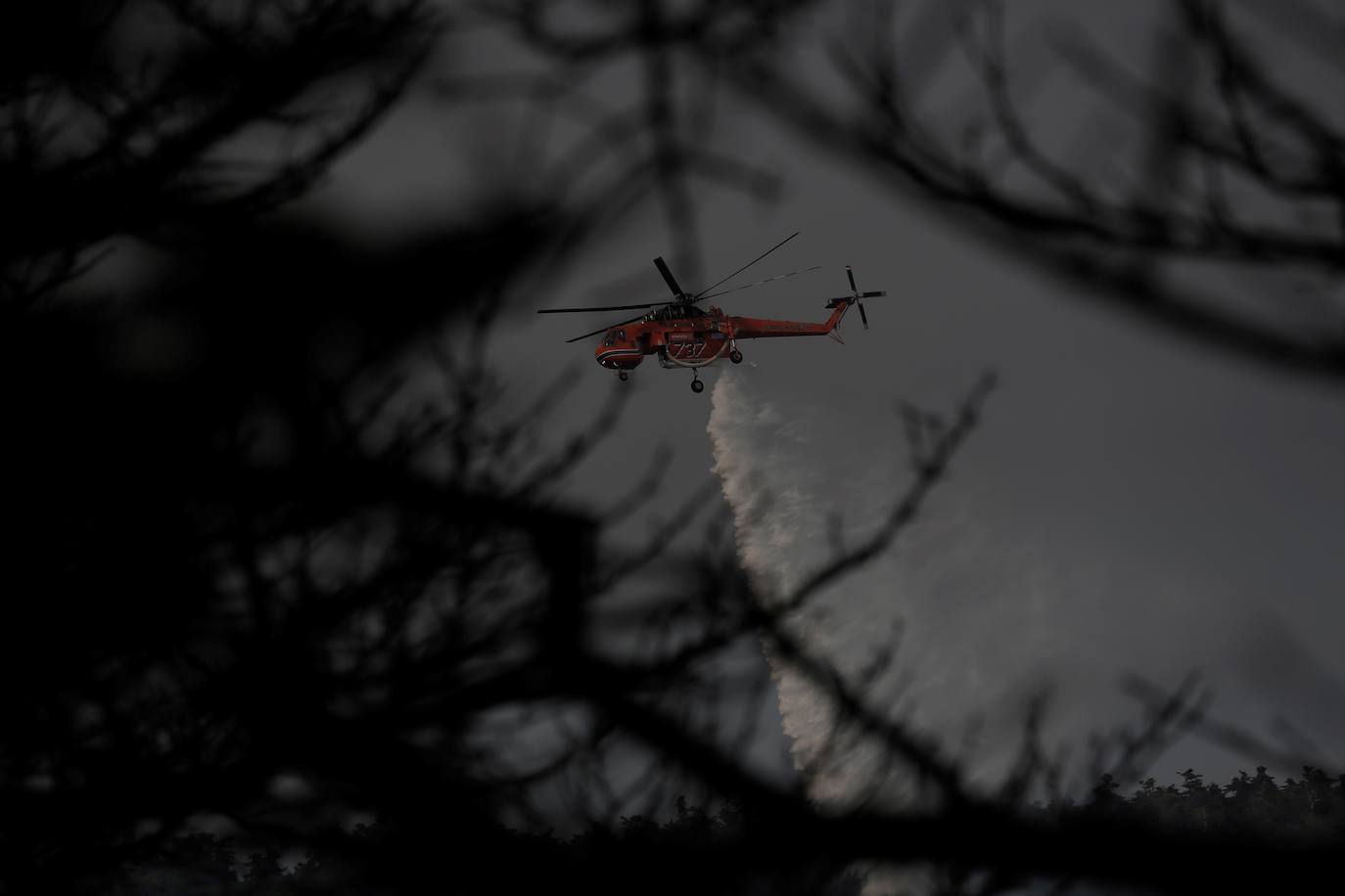 Fotos: Grecia sigue luchando contra el fuego
