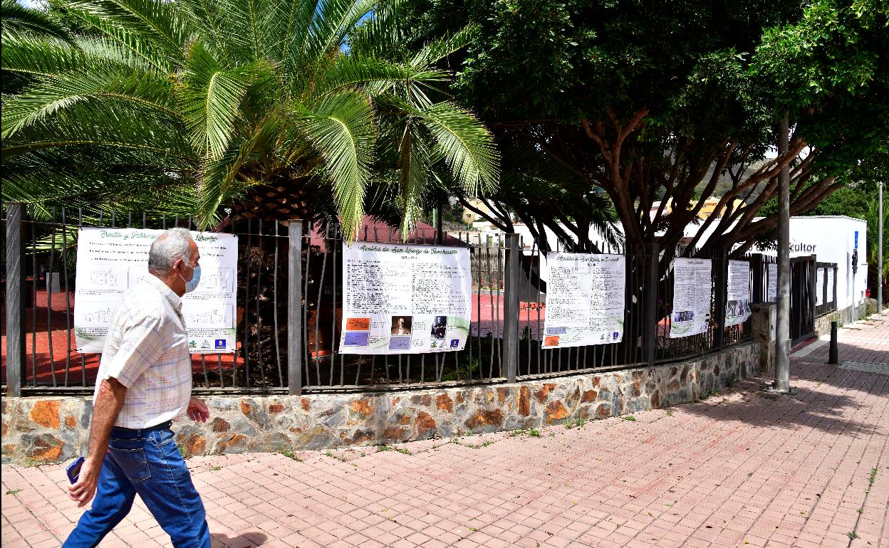 La muestra se enmarca en las fiestas patronales y hace un recorrido por la historia del pueblo. 