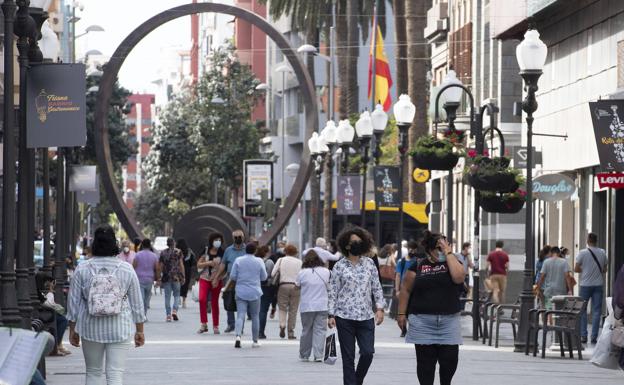 Gran Canaria y Tenerife siguen una semana más en nivel 4