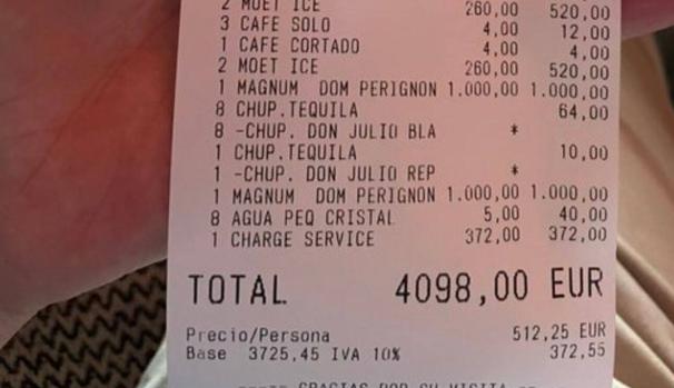 Deja 4.000 euros de propina en un restaurante de Marbella tras quejarse un cliente