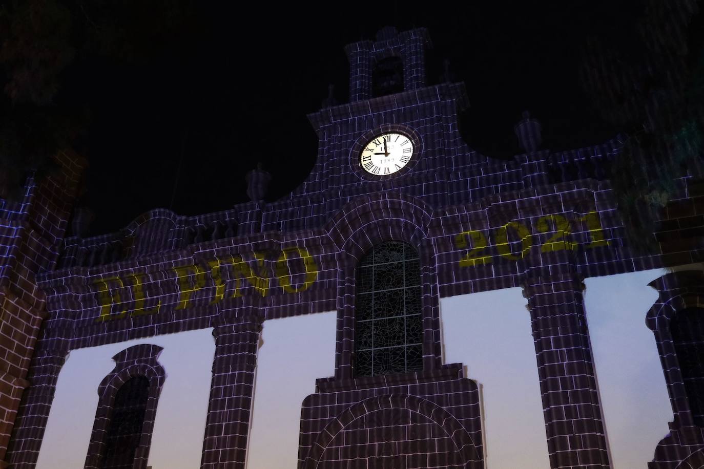 Fotos: Arrancan las Fiestas del Pino con el pregón de Carolina Darias