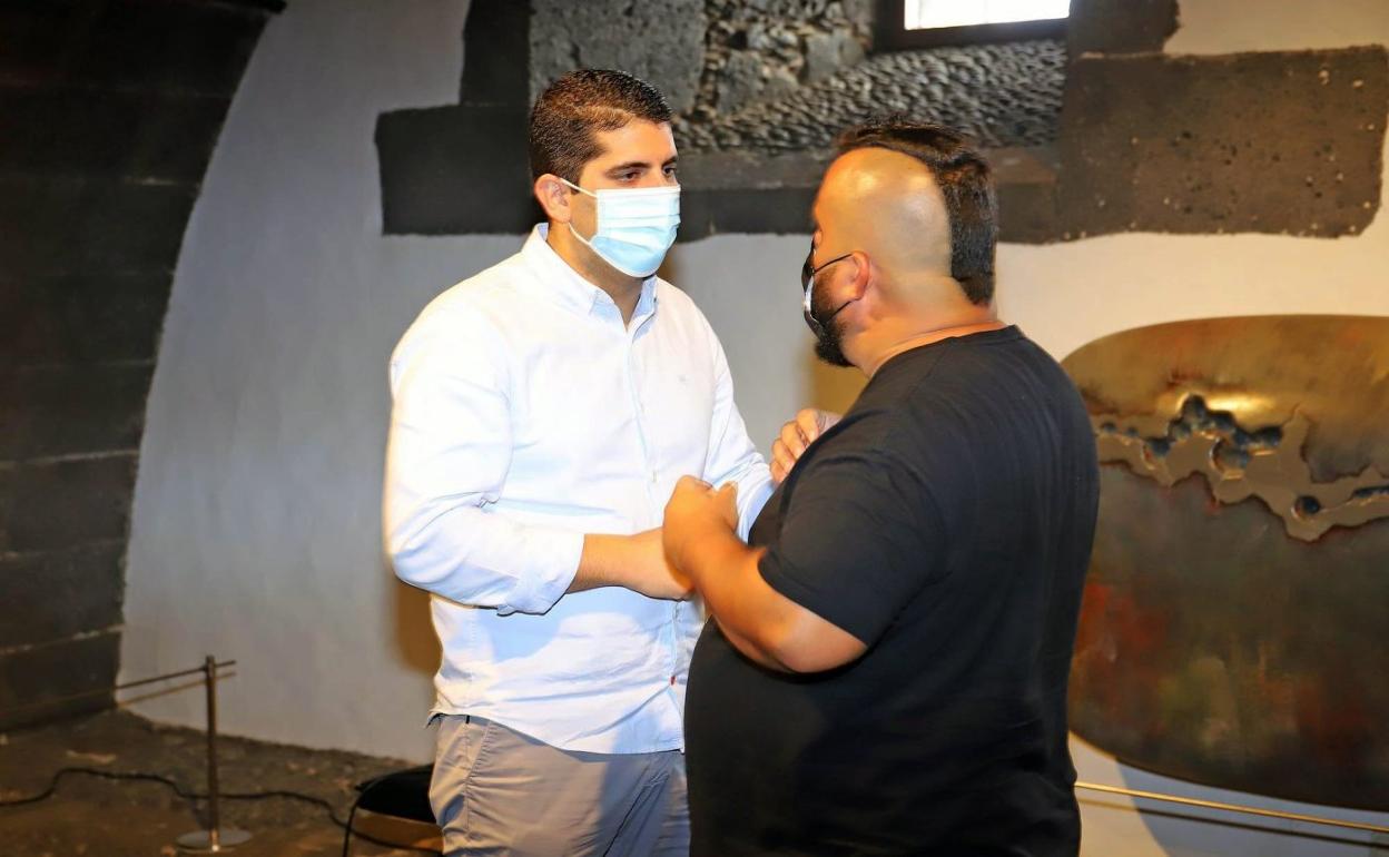 Benjamín Perdomo, Kike Pérez. 