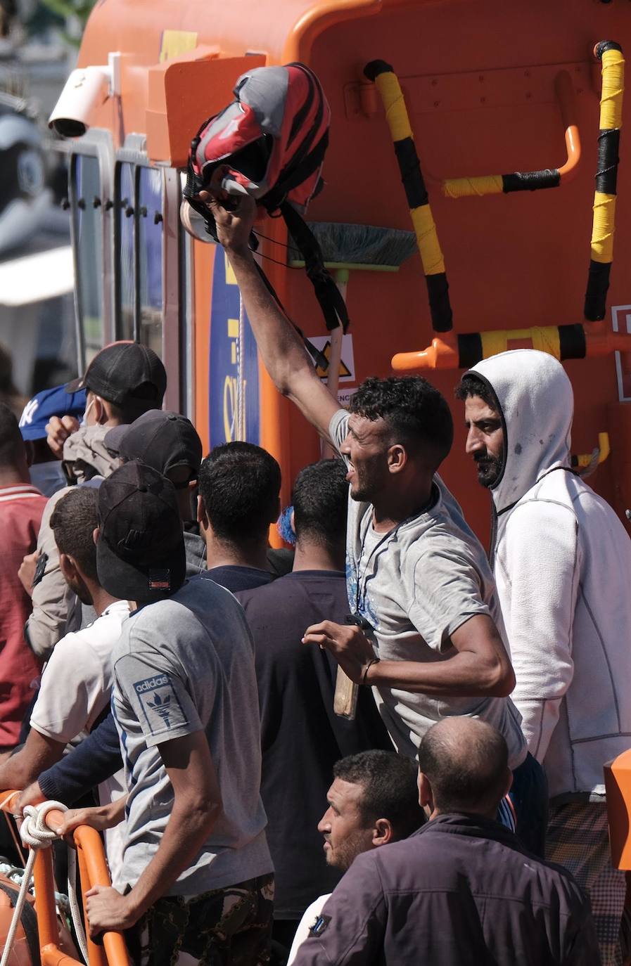 Fotos: Sigue la llegada de inmigrantes a Canarias