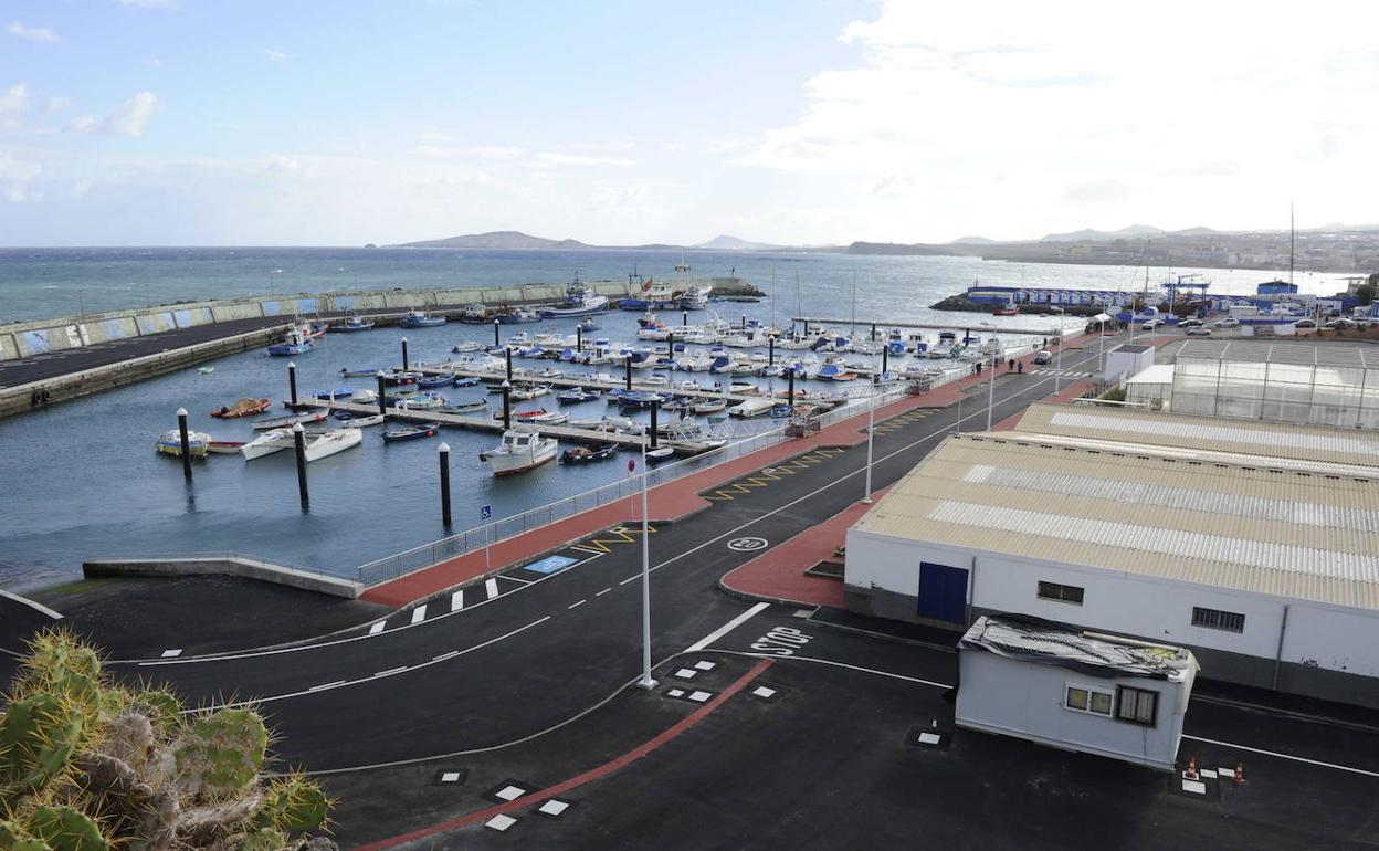 Los vecinos de Taliarte dicen no al macromuelle por miedo a que el proyecto destroce la playa