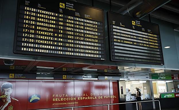 Cancelaciones en el aeropuerto de La Palma. 