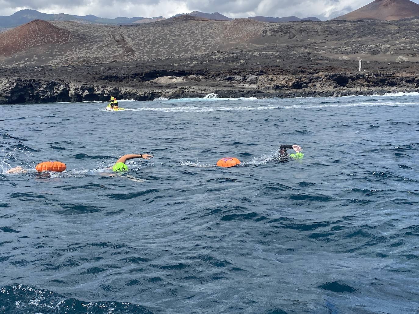 Fotos: Travesía a nado «Mar de las Calmas» en el Hierro