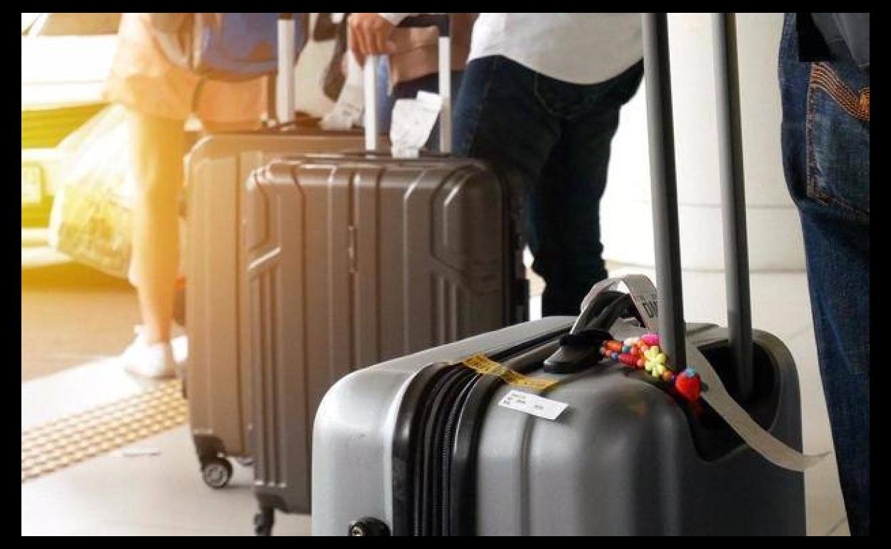 Las agencias de viajes facturan menos del 50 % que antes de la pandemia