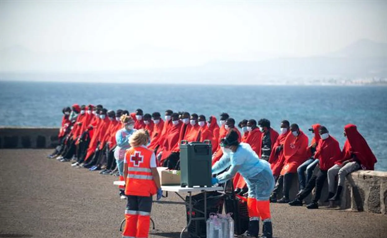 Imagen de un grupo de personas rescatadas esta semana en Lanzarote. 