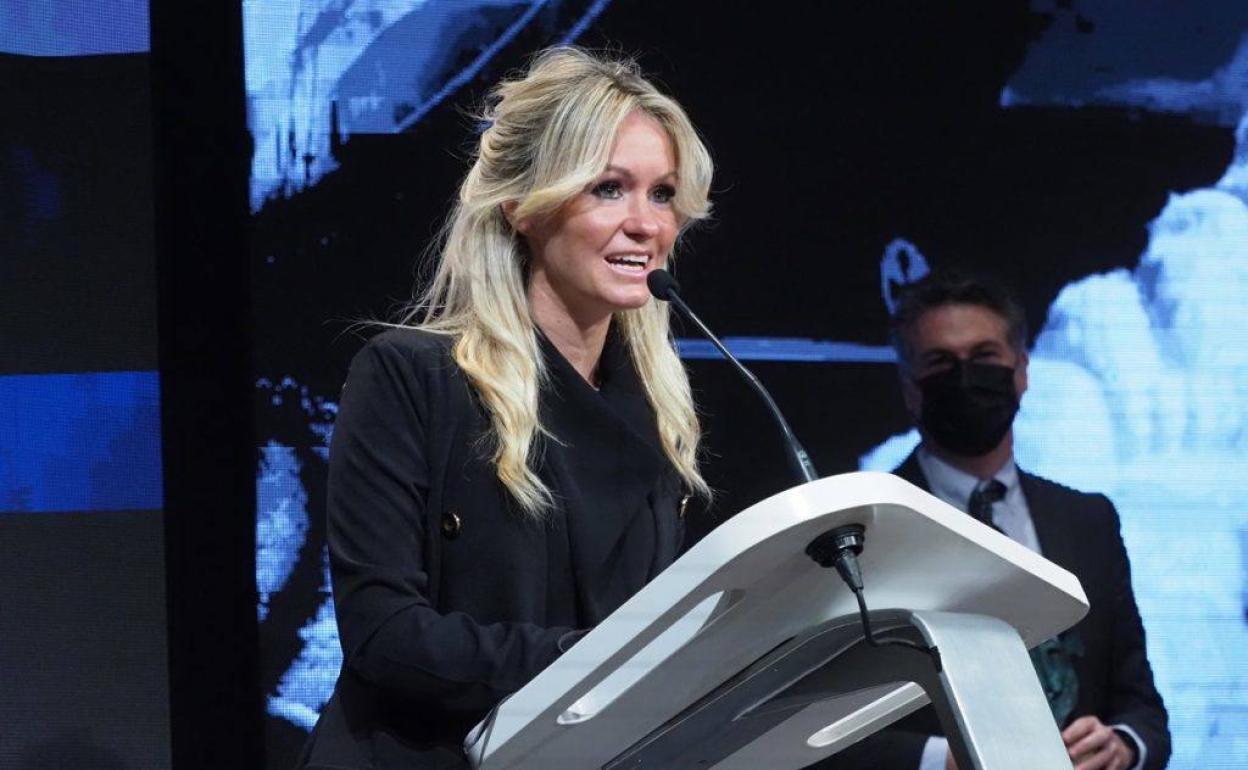 Beatriz Zimmerman, madre de las niñas, durante su intervención. 