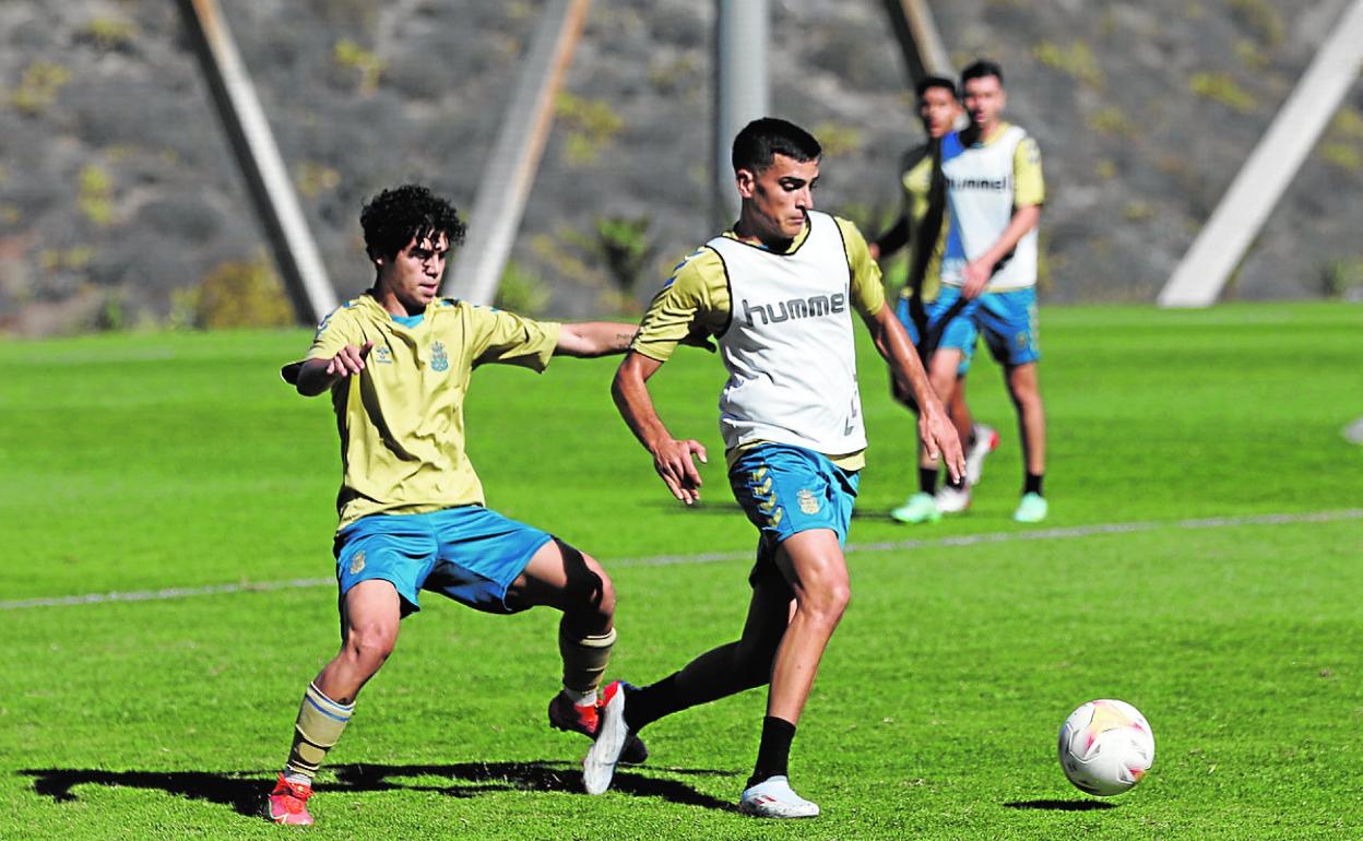 La UD volvió ayer a los entrenamientos. 