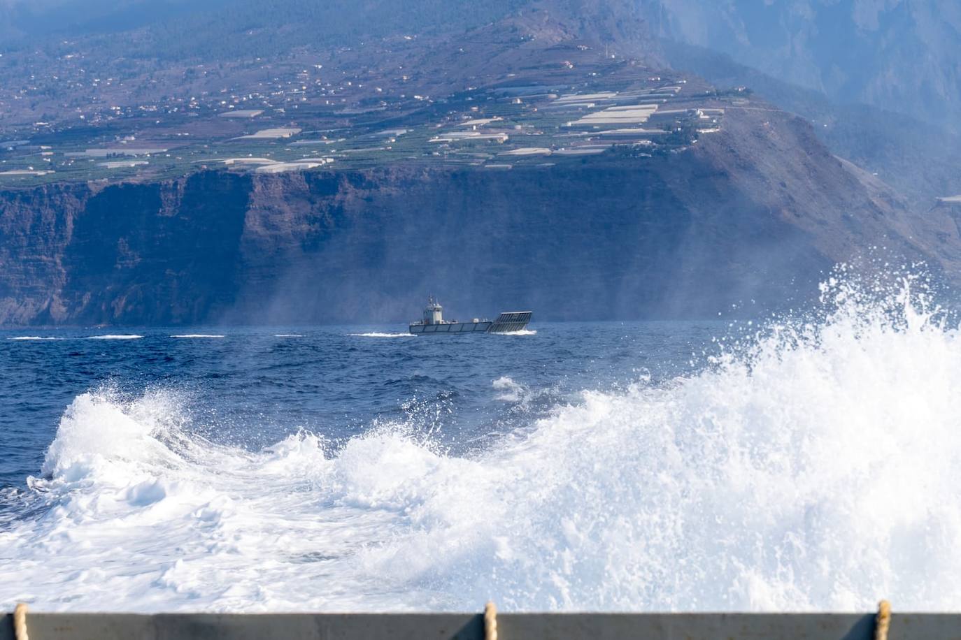 Fotos: Llegada del Buque de Asalto Anfibio «Castilla» a La Palma