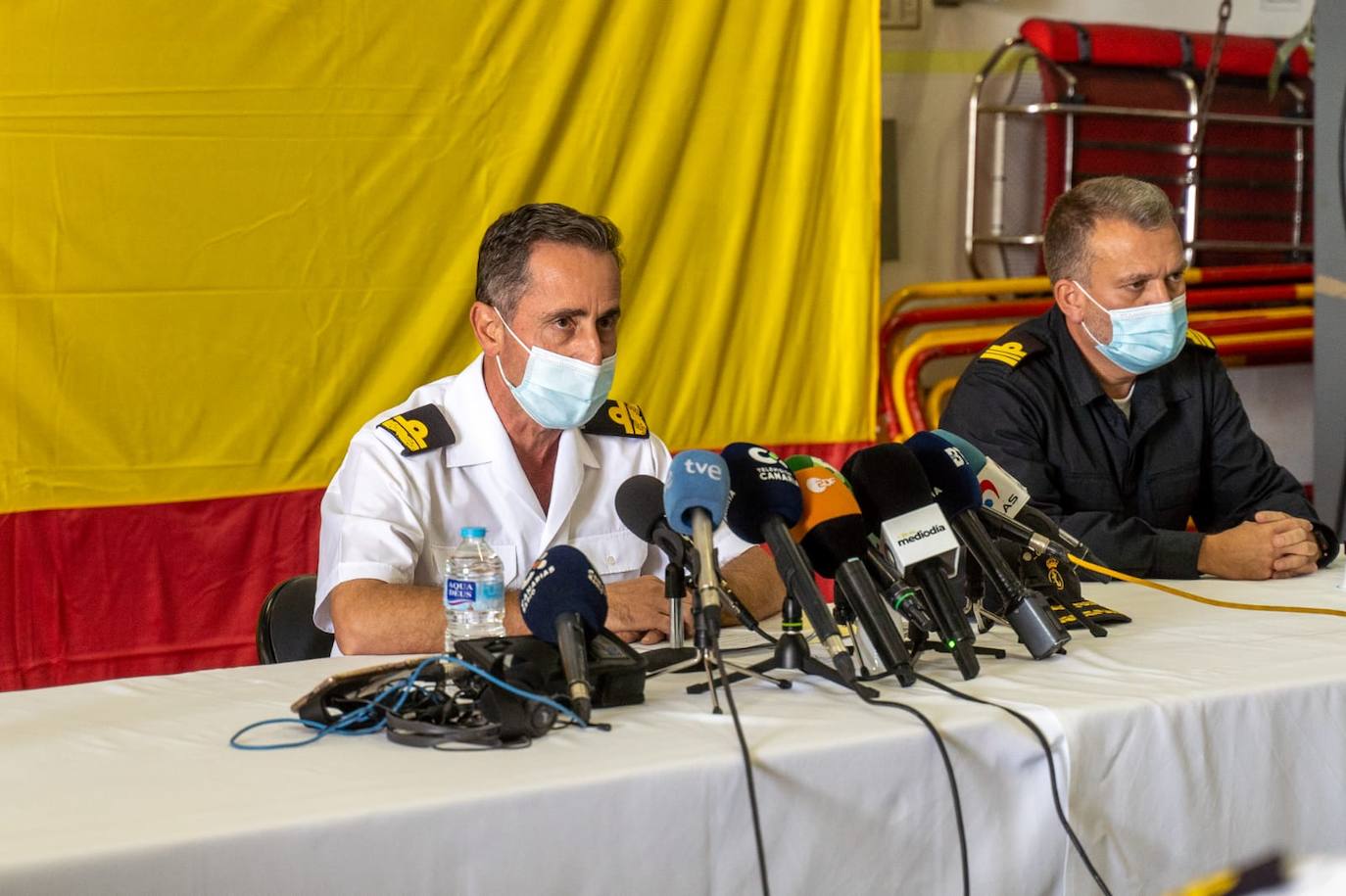 Fotos: Llegada del Buque de Asalto Anfibio «Castilla» a La Palma