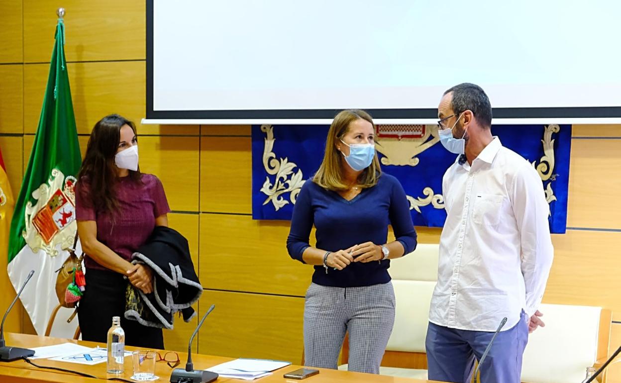 Cristina Afonso, Lola García y Antonio Brito. 