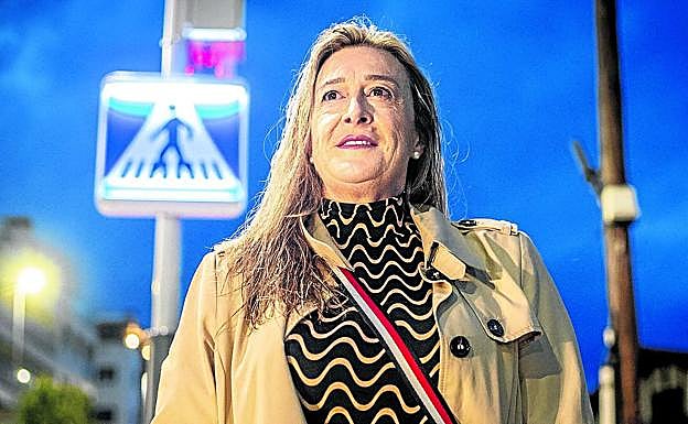 «Lo leemos en la Prensa, pero esto le pasa a gente como tú y como yo», advierte Marga Arroyo.